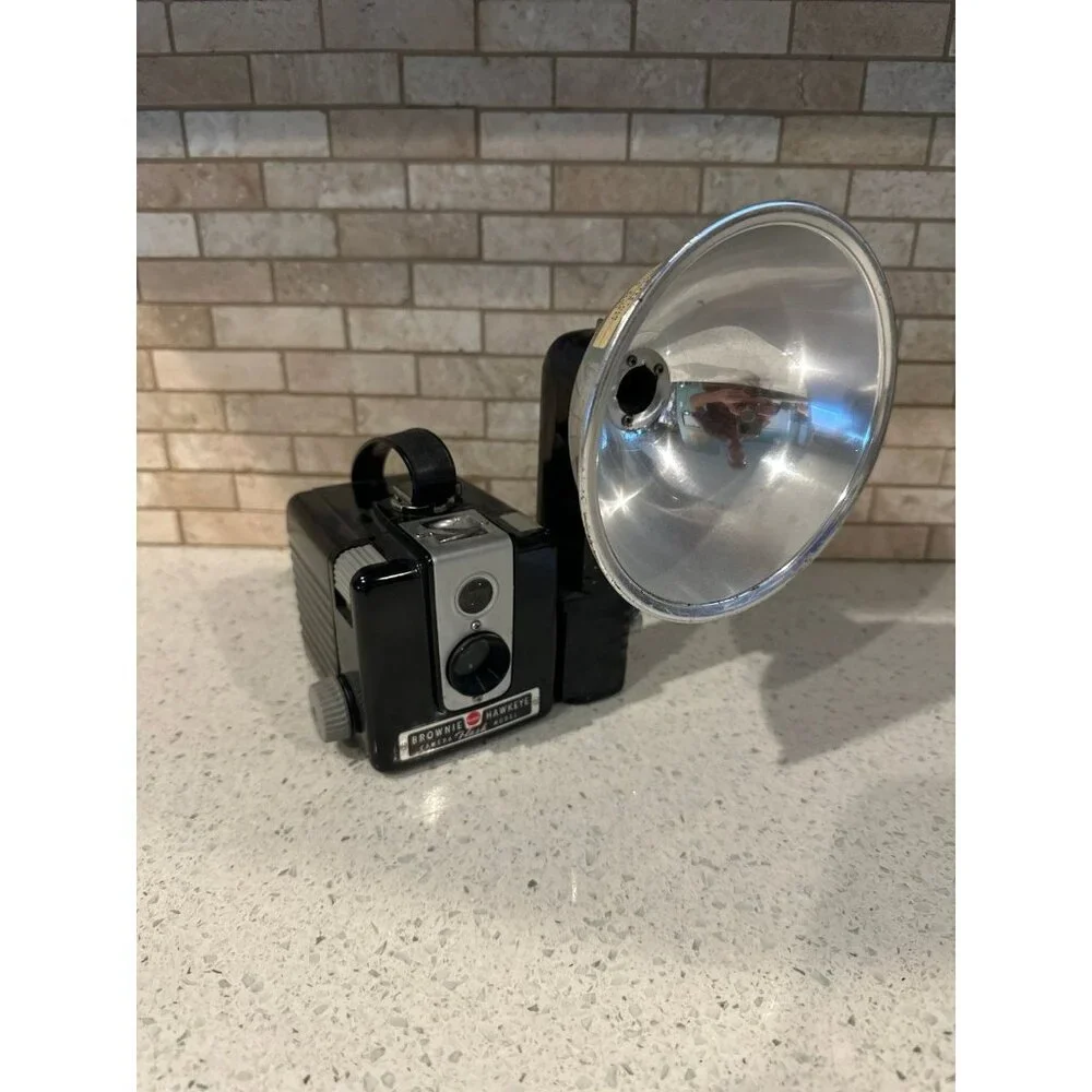 Antique Kodak Brownie Hawkeye Flash‎ Model Camera bundle